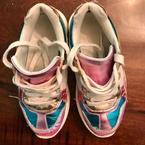 Girls Metallic Colored Sneakers - sz 13 - Picture 3 of 8